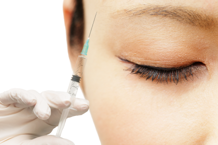 ボトックス注射-眼瞼けいれん・片側顔面けいれんの治療方法